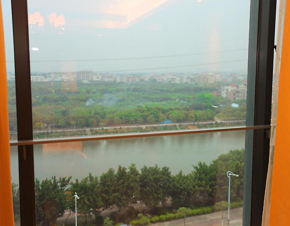 Heefun Apartment Gz -Poly World Trading Center-Walking Distance To Canton Fair Habitación foto